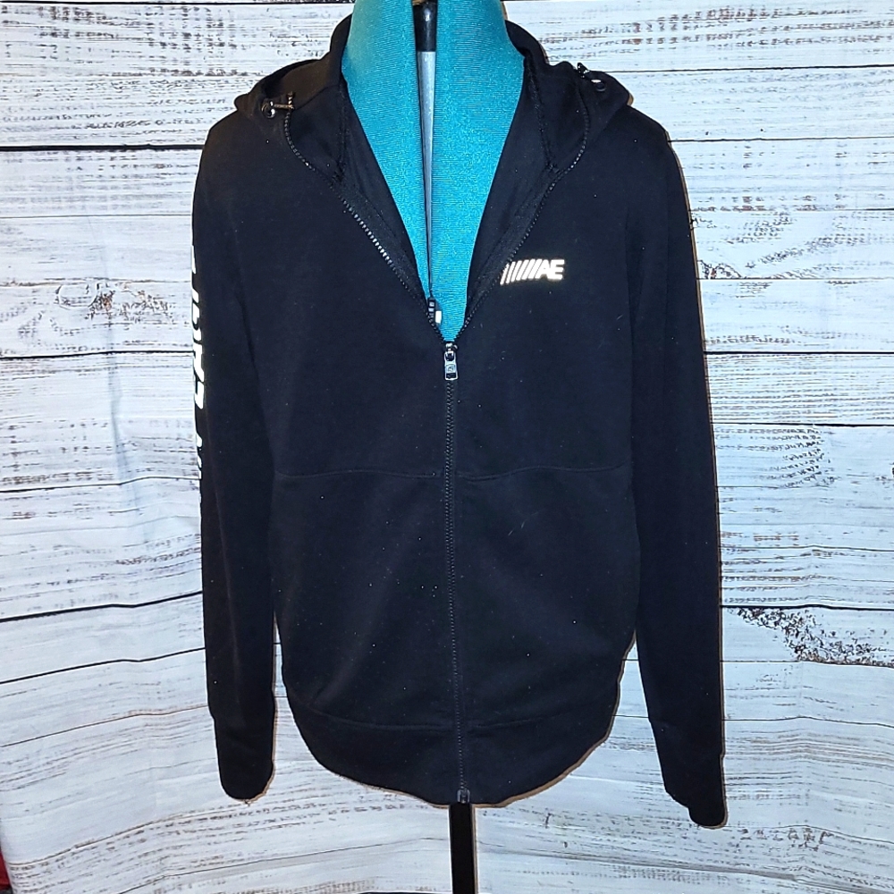 American Eagle zip up